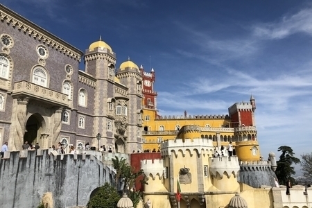 ארמון הפנה בסינטרה - Palácio da Pena